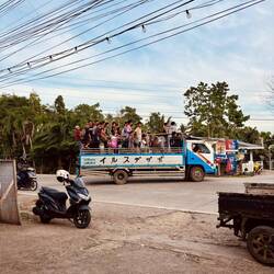 Einheimischer Transport 🚌 😅