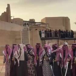 A performance of Saudi poetry telling