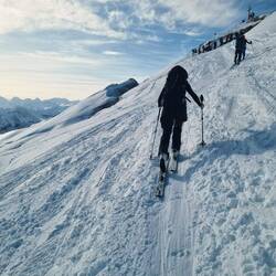 ... hoch bis zum Hängst 2092 m.