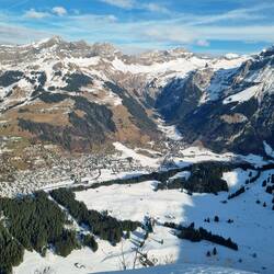... mit seiner tollen Aussicht auf Engelberg ...