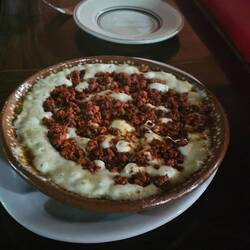 Queso Fundido con chorizo...hmmm