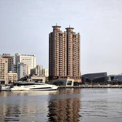 Diva am modernen Terminal