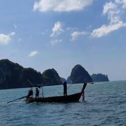 Quallenfischer (werden nach China verkauft und dort verzehrt)