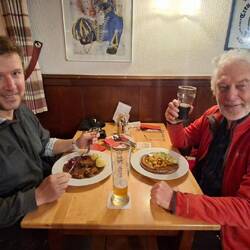 Im Aueler Hof in Wahlscheid gibt's noch einen rustikalen Abschluss.