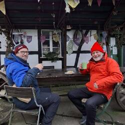 Kirschstreusel und Kaffee für 3,80 €😁👍