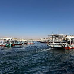 Bootsfahrt zur Insel mit dem Philae-Tempel