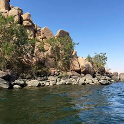 Schöne Felseninseln