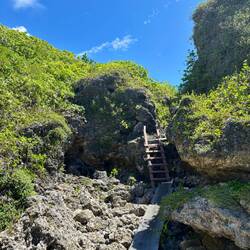 Trappetje naar de tweede pool
