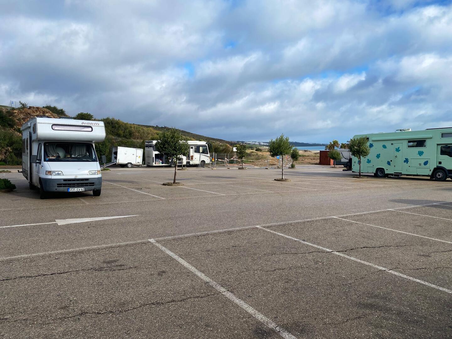 Der Platz war zwar nicht proppenvoll, aber nun leert er sich zusehends