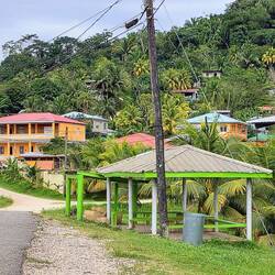 Die Farben der Häuser sind oft frisch und fröhlich ☺️