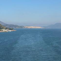 Die schmalste Stelle der Einfahrt in den Victoria Harbour