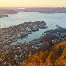 Blick auf Bergen