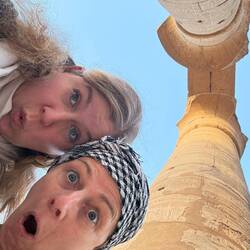 Oh , sind die Säulen hoch!