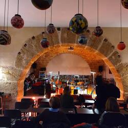 ... und abends im Jazz-Keller des Cinematocasa