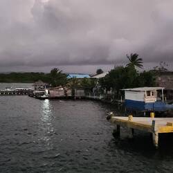 Mahana vor Anker vor Nagarna