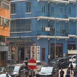 Mit der Linie 15 hoch zum Peak