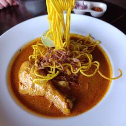 Kaoh soi mit Flying noodles 😋😋😋man muss ja auch mal was essen 😉