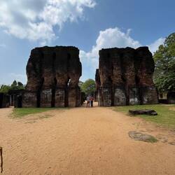 Alte Überbleibsel großer Königshäuser