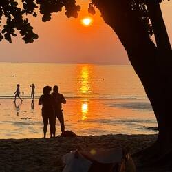 Sonnenuntergang ist direkt auf unserer Hotelseite