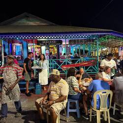 Einmalig: Die Gros Ilets Street Party