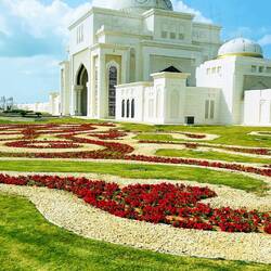Donde la política se encuentra con la belleza monumental.