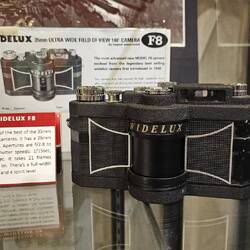 Linse bewegte sich dabei.