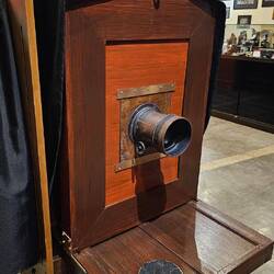 Und dann nochmals eine Aufnahme durch die historische Linse.