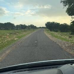 Die Anfahrt führt durch eine wunderschöne Naturlandschaft 💫❤️