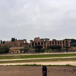 What is left of the old castles between the colosseum and the chariot races
