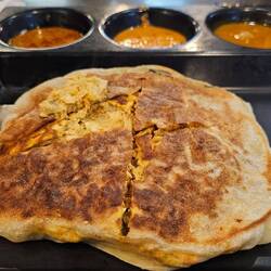 Murtabak, ein Traum versteckt in der Teigtasche.