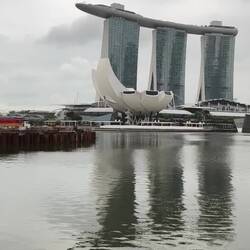 Rundblick von der Marina Bay