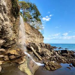 Der Küstenwasserfall