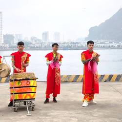 Begrüßung auf dem Pier