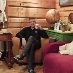 Auberge hier soir,un bon petit vin, un fauteuil confortable, de la bonne musique, et un bon bouquin.