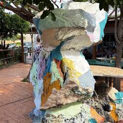 Skulptur auf der Terrasse