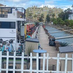 Und die auch nicht - Hausboote