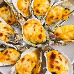 Austern mit Käse