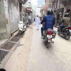 Not even the busiest of streets, on those I can't film for fear of my life 🤣