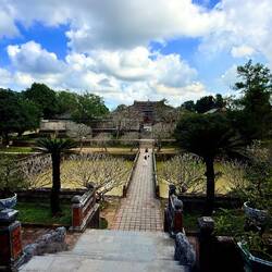 Voici maintenant le tombeau de Minh Mạng...