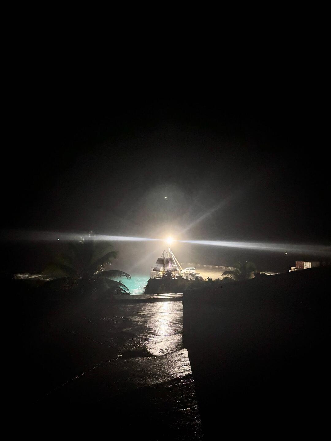 De haven om iets voor vijven!