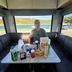 Frühstück mit Meersicht...