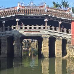 Die japanische Brücke, das Wahrzeichen der Stadt