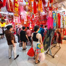 Neujahrs-Stand im Chinatown Complex....