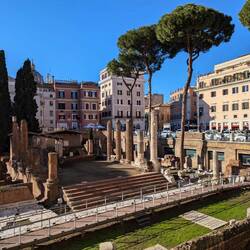 Po prostu dziura w ziemi, jedna z wielu koło których się chodzi