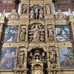 Das ist wieder aus einer Kirche.