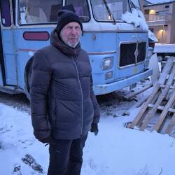 En chauffeur de bus pour "into the wild"