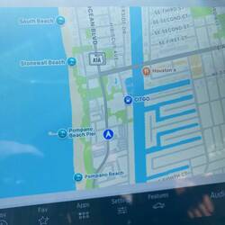 Entlang dieser Straße wohnen die "schönen, Reichen , ganz schön Reichen