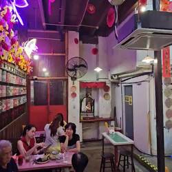 @Moh Teng Pheow Nyonya Koay.