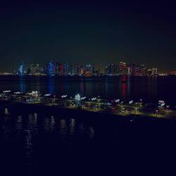 Blick auf Doha kurz vor dem Ablegen