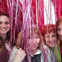 Wer will nicht durch zig Lagen Lametta laufen? 😅